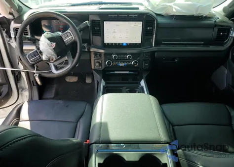 2024 Ford F250 Super Duty z USA, uszkodzony, nr VIN 1FT8W2BNXREE19382